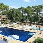 Azureva Club Les Bains 4*