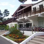 Azureva Club Les Bains 龙斯莱班