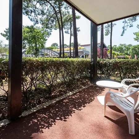 Azureva Club Les Bains 홀리데이파크 론세레뱅