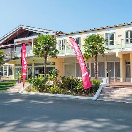 Semesterpark Azureva Club Les Bains 4*