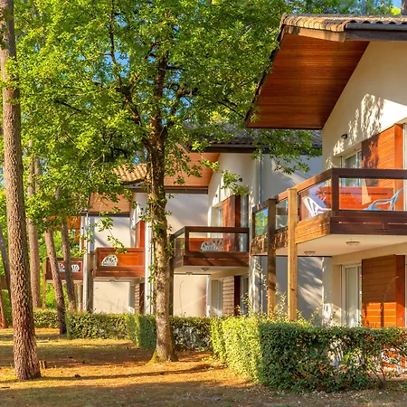 Parque de vacaciones Azureva Club Les Bains Ronce-les-Bains