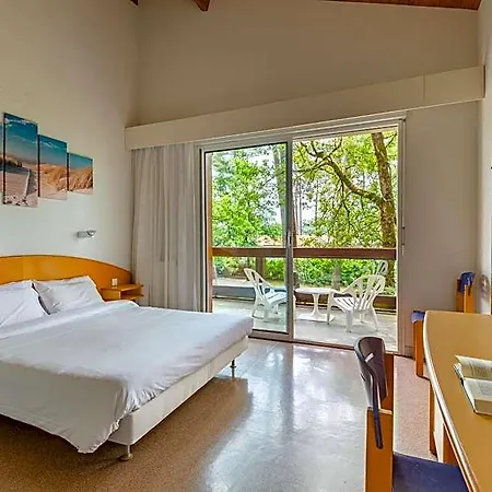 Azureva Club Les Bains Prázdninový areál 4*