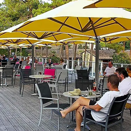 Prázdninový areál Azureva Club Les Bains
