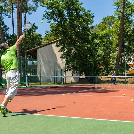 Azureva Club Les Bains