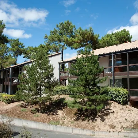 Azureva Club Les Bains 4*