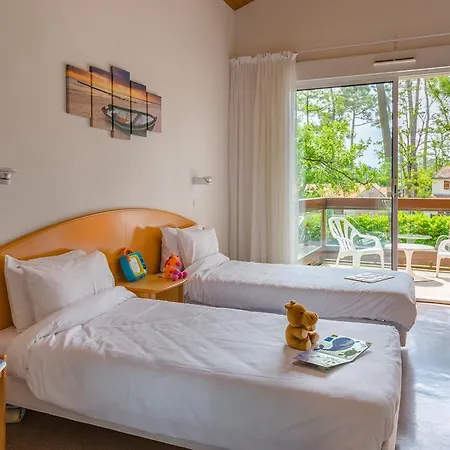 Holiday park Azureva Club Les Bains Ronce-les-Bains