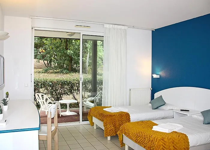 Azureva Club Les Bains Village de vacances