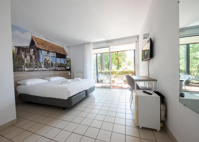 Village de vacances Azureva Club Les Bains Ronce-les-Bains