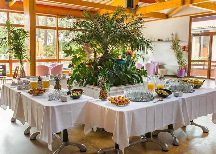 Azureva Club Les Bains Ronce-les-Bains