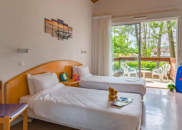 Village de vacances Azureva Club Les Bains Ronce-les-Bains